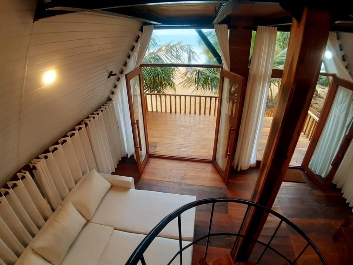 Sri Lanka Beach House Hotel Rathgama Exterior photo