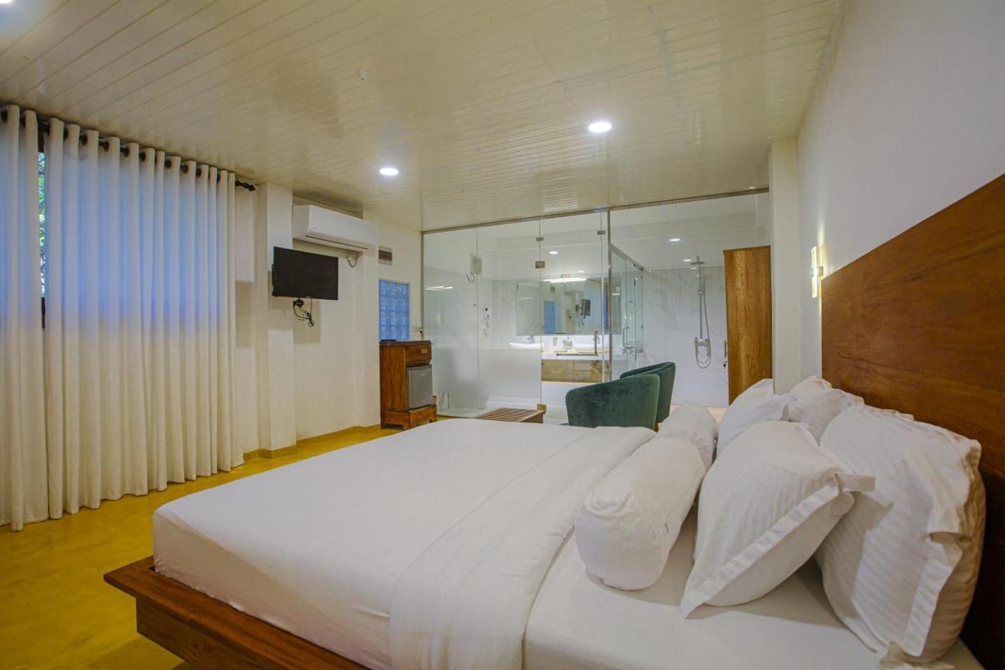 Sri Lanka Beach House Hotel Rathgama Exterior photo