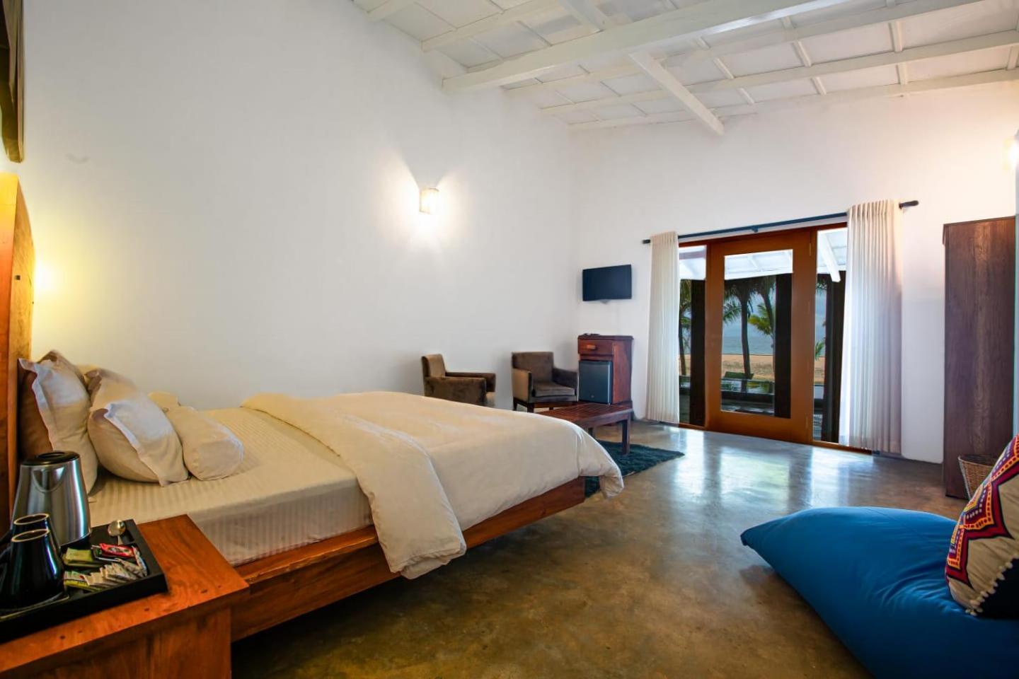 Sri Lanka Beach House Hotel Rathgama Exterior photo