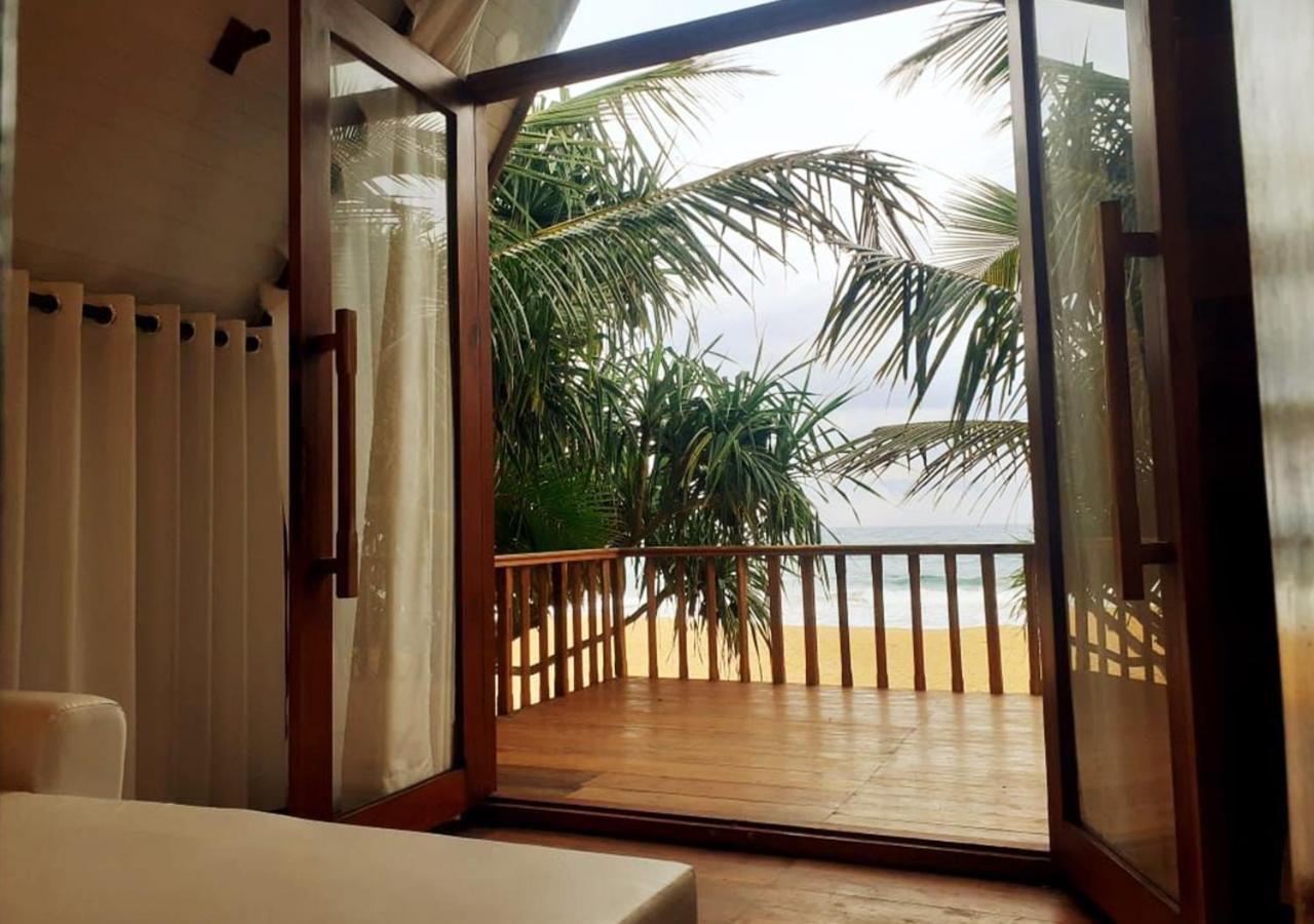 Sri Lanka Beach House Hotel Rathgama Exterior photo