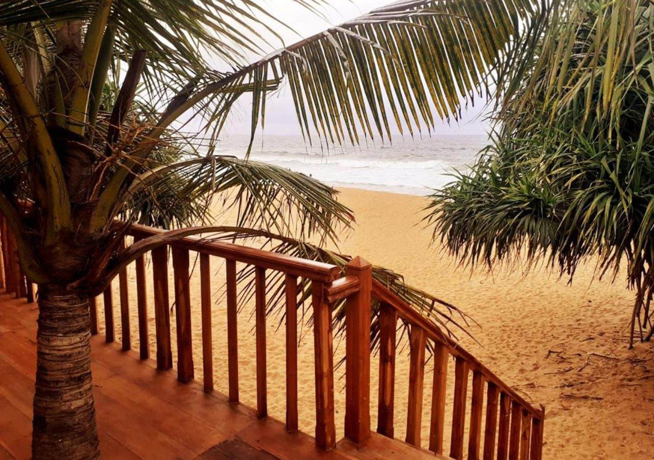 Sri Lanka Beach House Hotel Rathgama Exterior photo